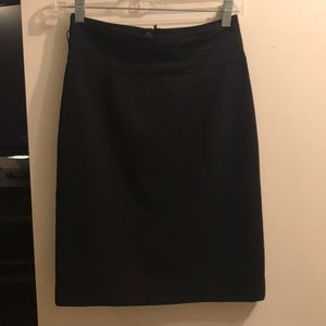 H&M Black pencil skirt size 4